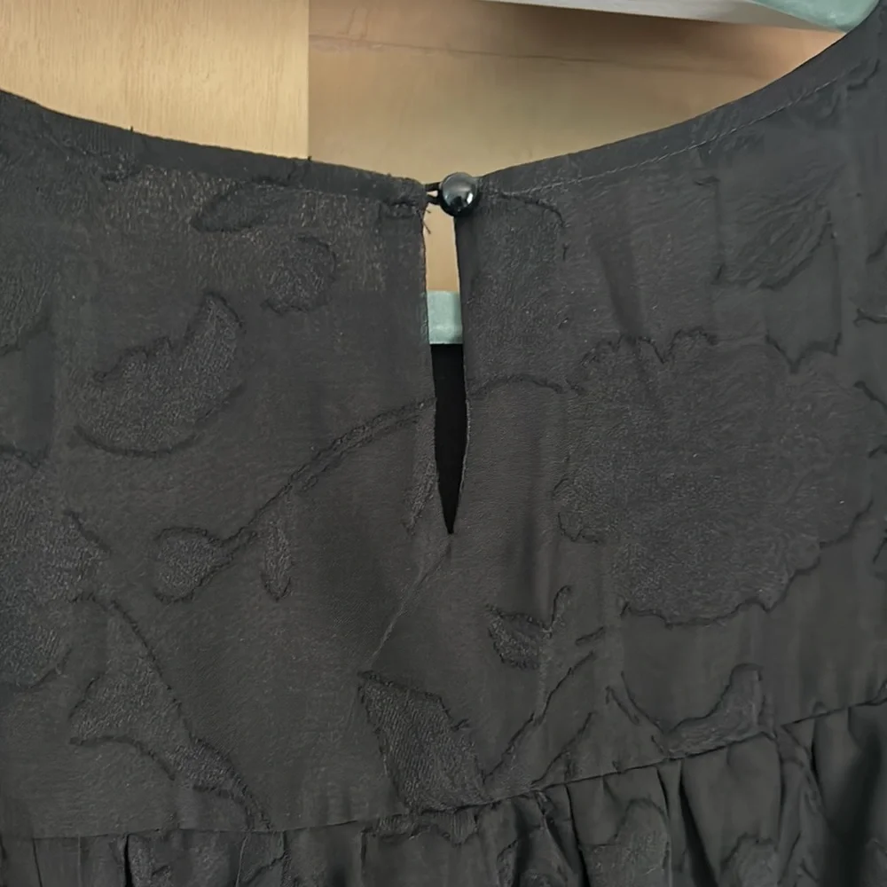 Floral lace blouse - Picture 7 of 8